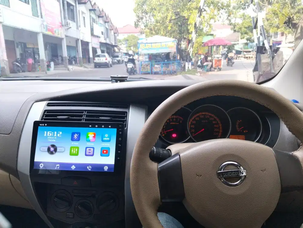 Nissan Livina 2010 Matic (Unit Terawat)