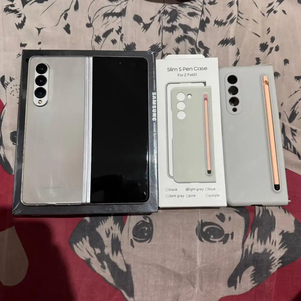 Samsung Z Fold 3 12/256 SEIN Fullset Nominus