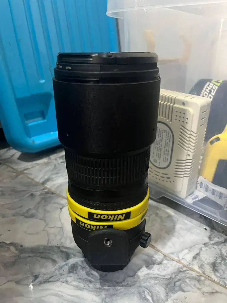 Lensa Nikon 80 - 200mm