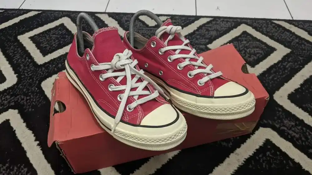 Sepatu Converse size 41