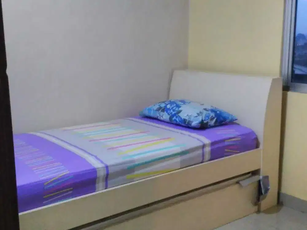 Termurah Apartemen Sudirman 2 BR semifurnished terawat negotible