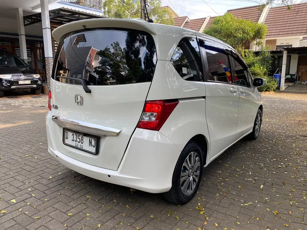 Honda Freed 2014 Bensin