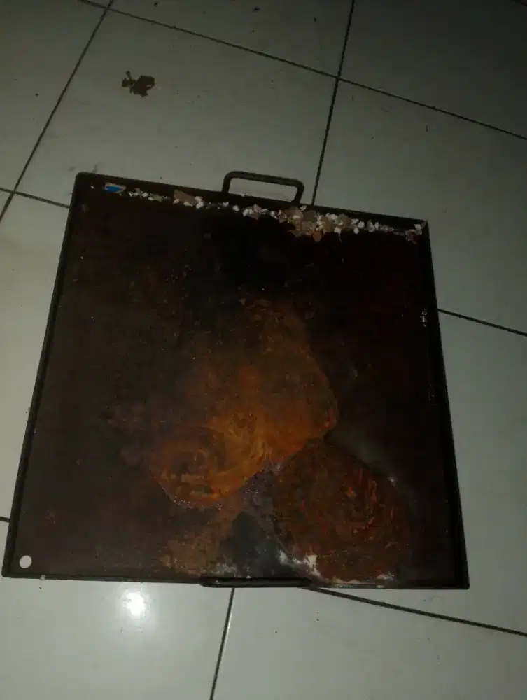 Di Jual panggangan kebab dan burger