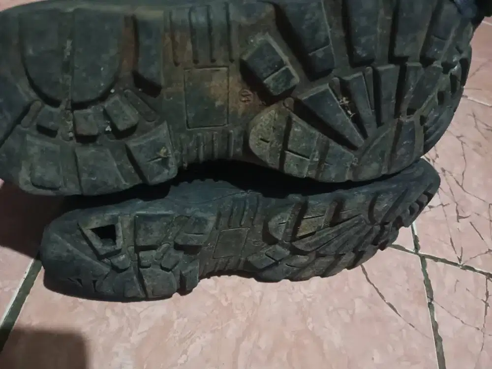 SEPATU SEFTY ZIS41