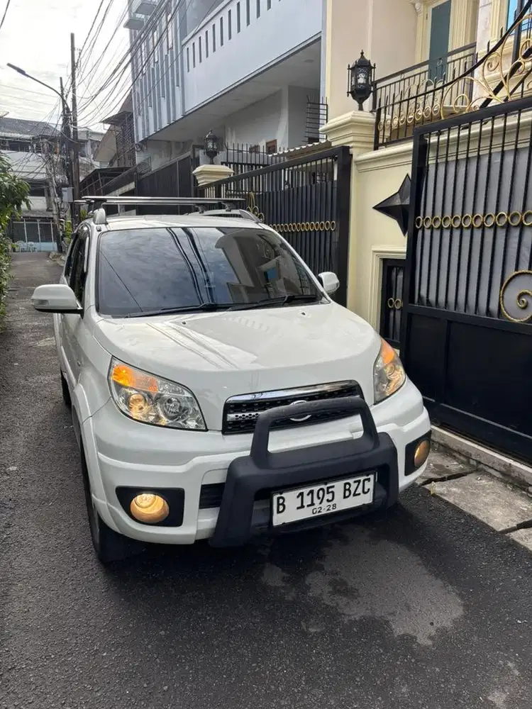 Di jual dahiatsu terios