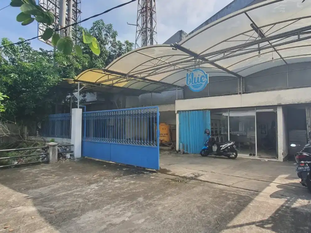 RUMAH RAYA MANYAR REJO