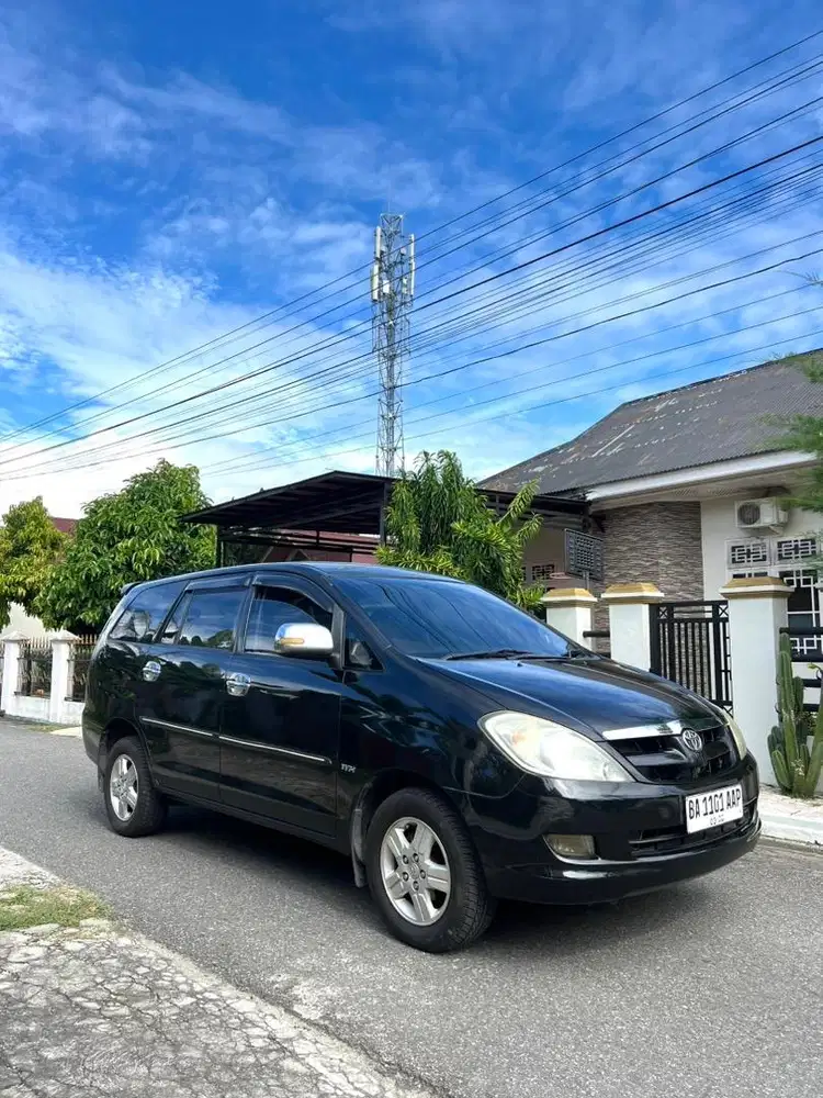 Toyota Kijang Innova G Bensin