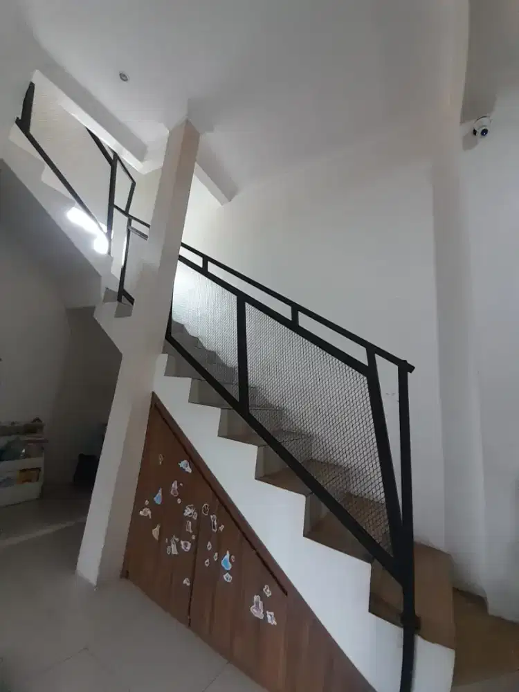 Jual Railing Tangga Minimalis bekas Panjang 15-16M Hitam