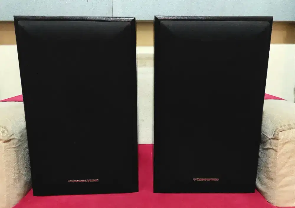 Speaker Cerwin Vega E-208