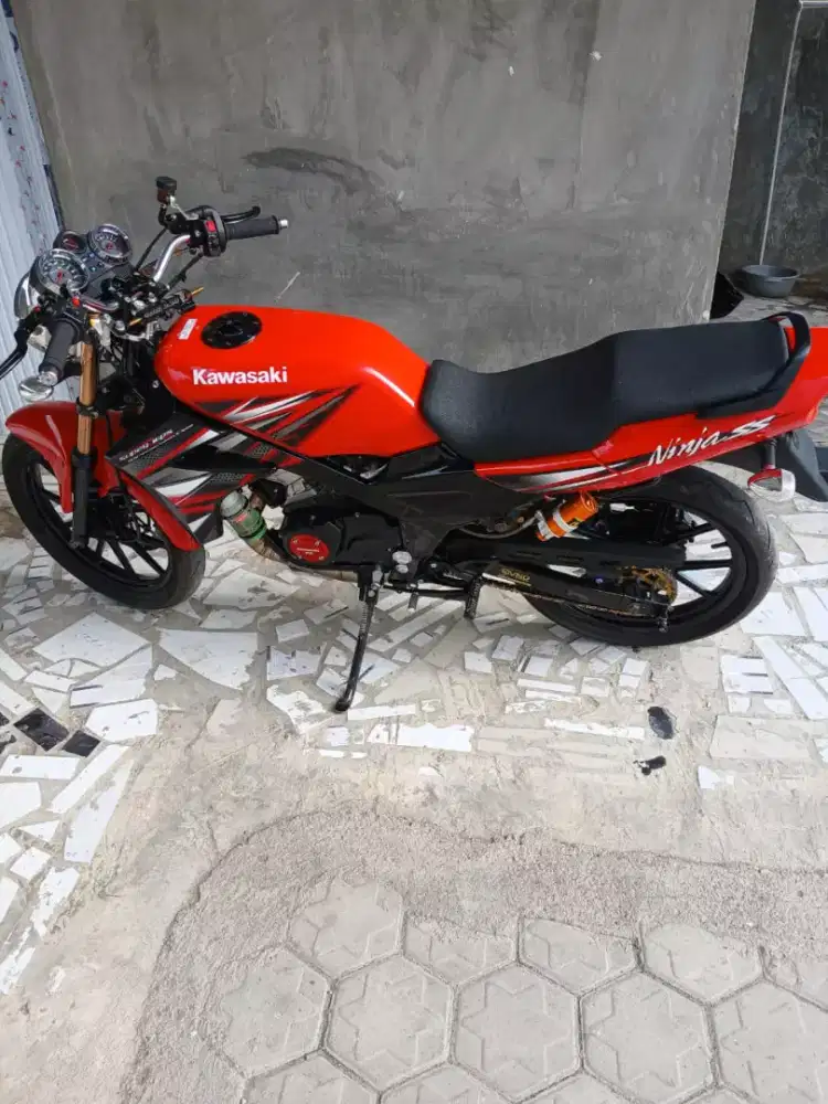 Kawasaki Ninja SS tahun 2013