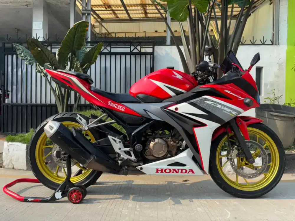 jual cepettt CBR plat kebumen
