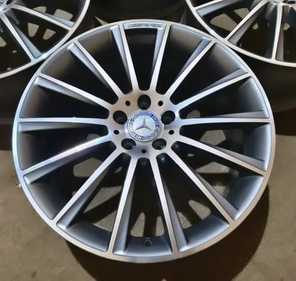 Original AMG blade 20x8,5 pcd 5x112 ET 40 part number