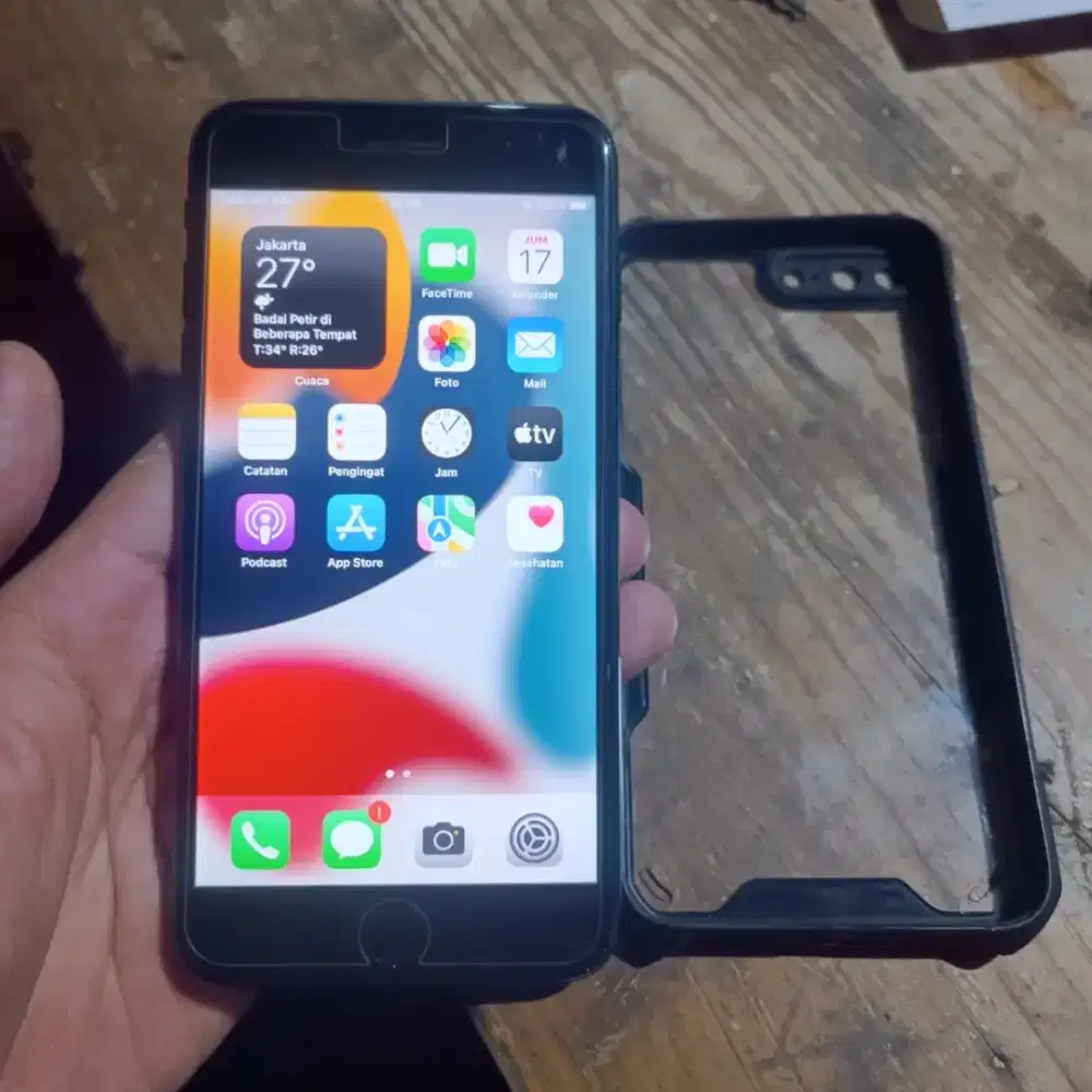 Iphone 7 Plus 128GB { Bypass wifi only }