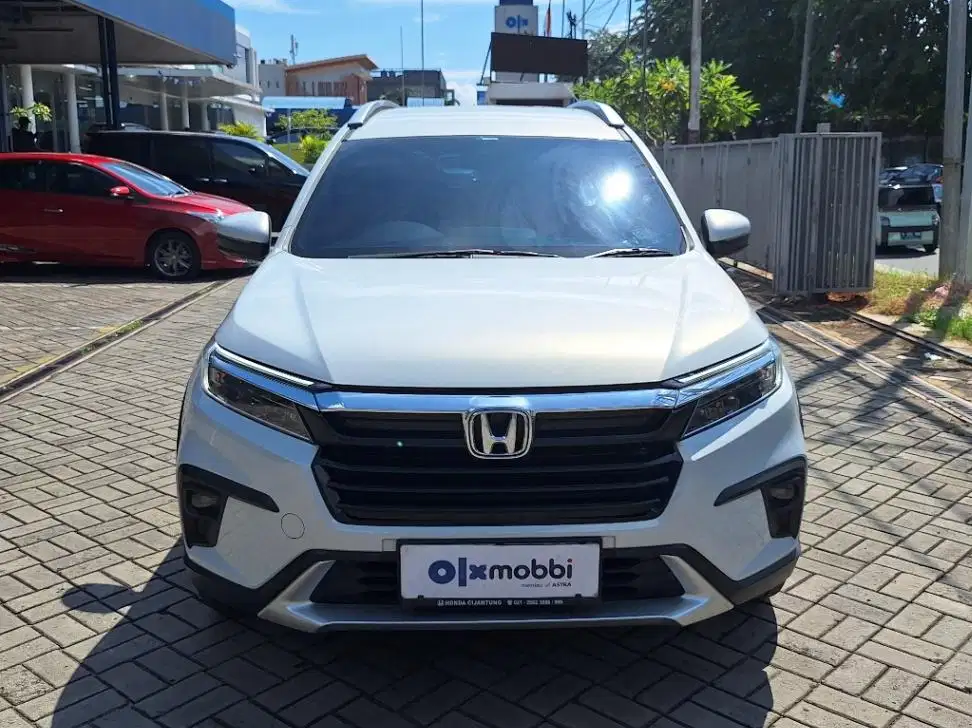 DP MURAH Honda BR-V 1.5 Prestige Bensin-AT 2023 Putih CPZLB