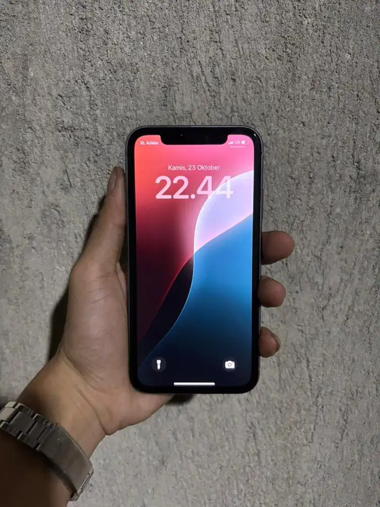 iphoneee 11 64gb