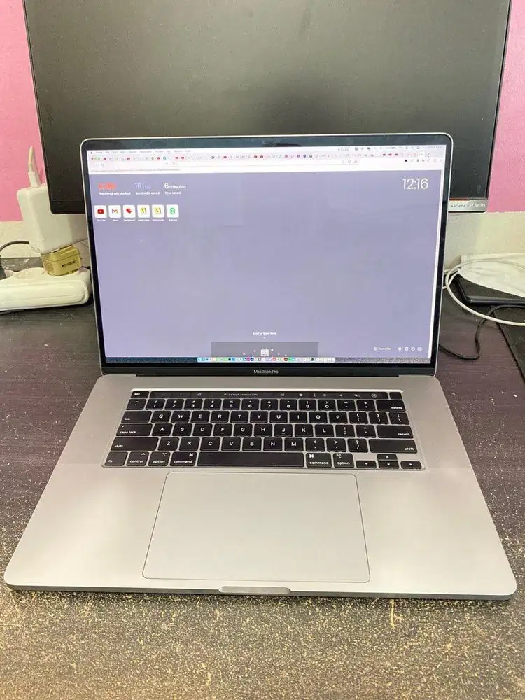 Macbook Pro 16 inch 2019 i9 32 GB
