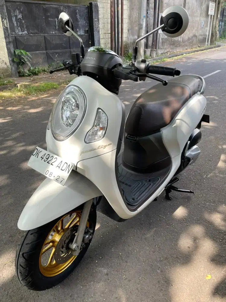 Scoopy Prestige 2022