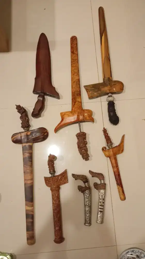 Kerajinan tangan ( ukiran )