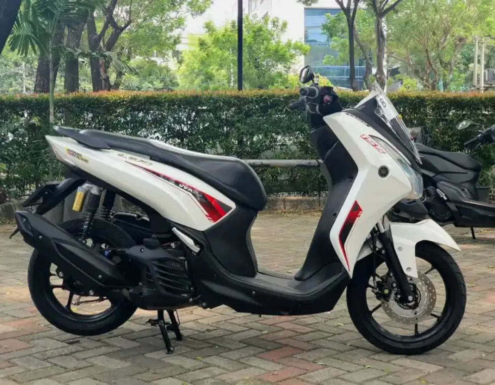 LOW KM 30rb  Yamaha LEXI 125cc Th 2020 2021