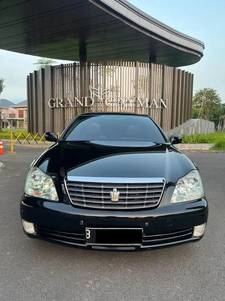 Toyota Crown Royal Salon 2006 CBU
