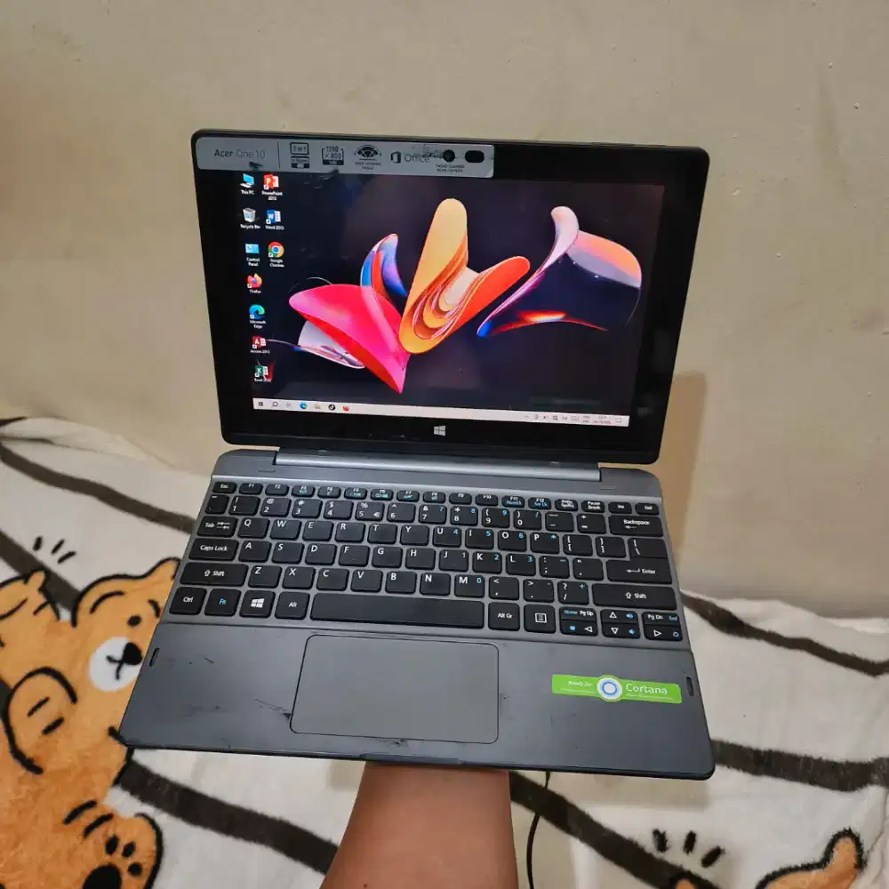 LAPTOP ACER ONE 10 RAM 2GB LAYAR 10 INCH MINI TOUCHSCREEN