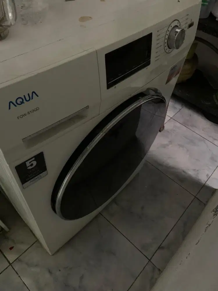 mesin cuci froant loading AQUA FQW-810QD