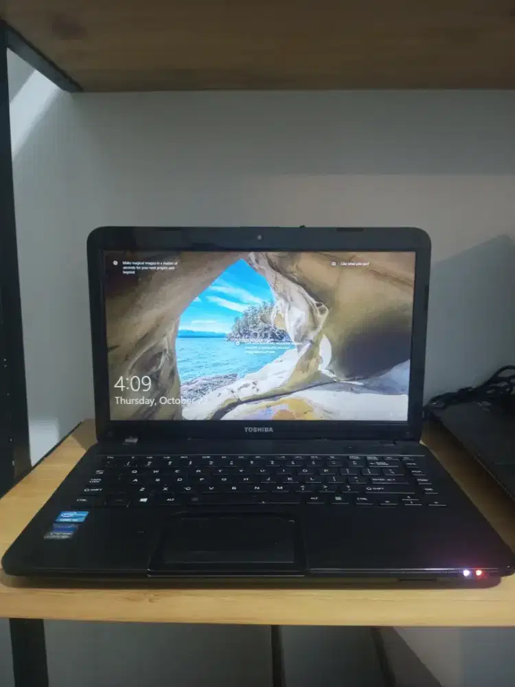 Toshiba C840 Core i3 - 2328M DDR 4GB Hdd 320GB 14 Baterai 3 jam