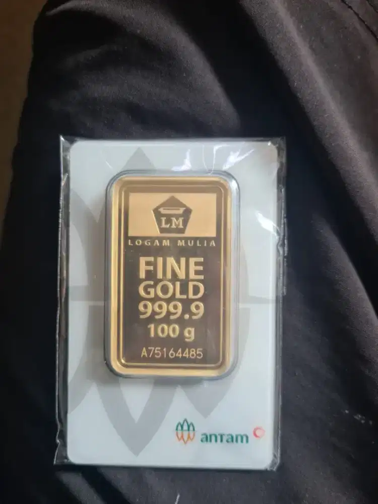 Logam mulia LM emas Antam 100gr tahun 2025