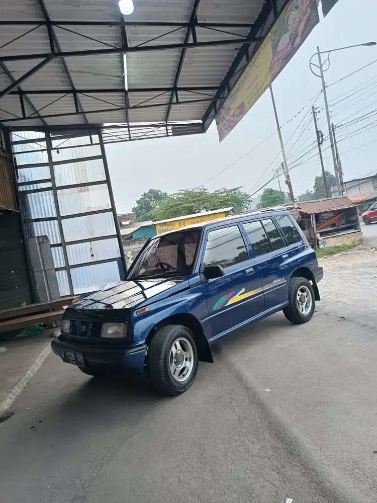 Suzuki Sidekick 2001 ganteng glowing kinclong siap pakai