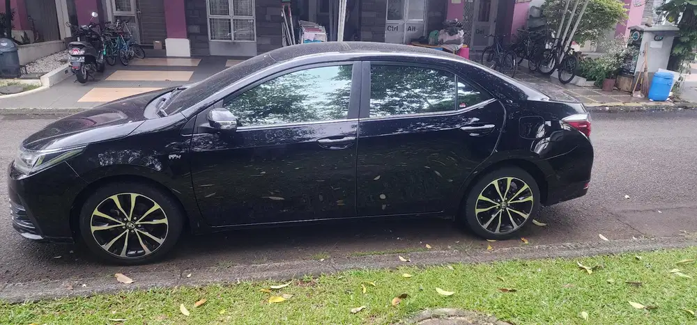 Toyota Corolla Altis 2018 Bensin