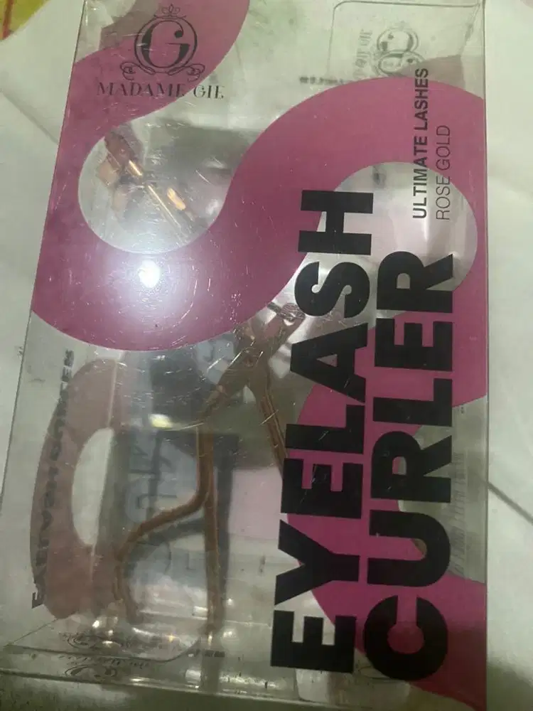 Madame gie eyelash curler