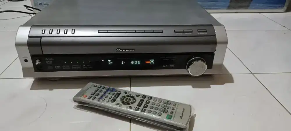 HEAD / PLAYER DVD HOME THEATER PIONEER XV-DV8 TERMURAH