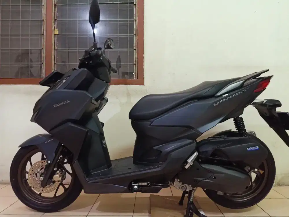 Honda VARIO 160 ABS KEYLESS CBS ISS PERAKITAN 2024 (TYPE TERTINGGI)