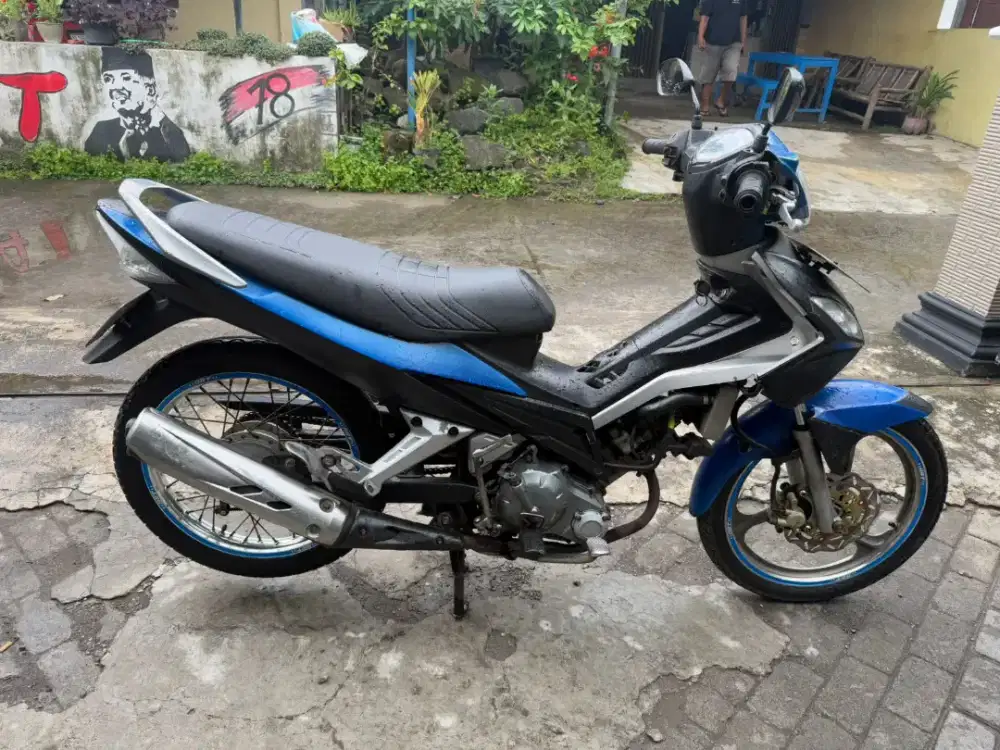 Yamaha Jupiter MX kopling THN 2006 plat AB kota.