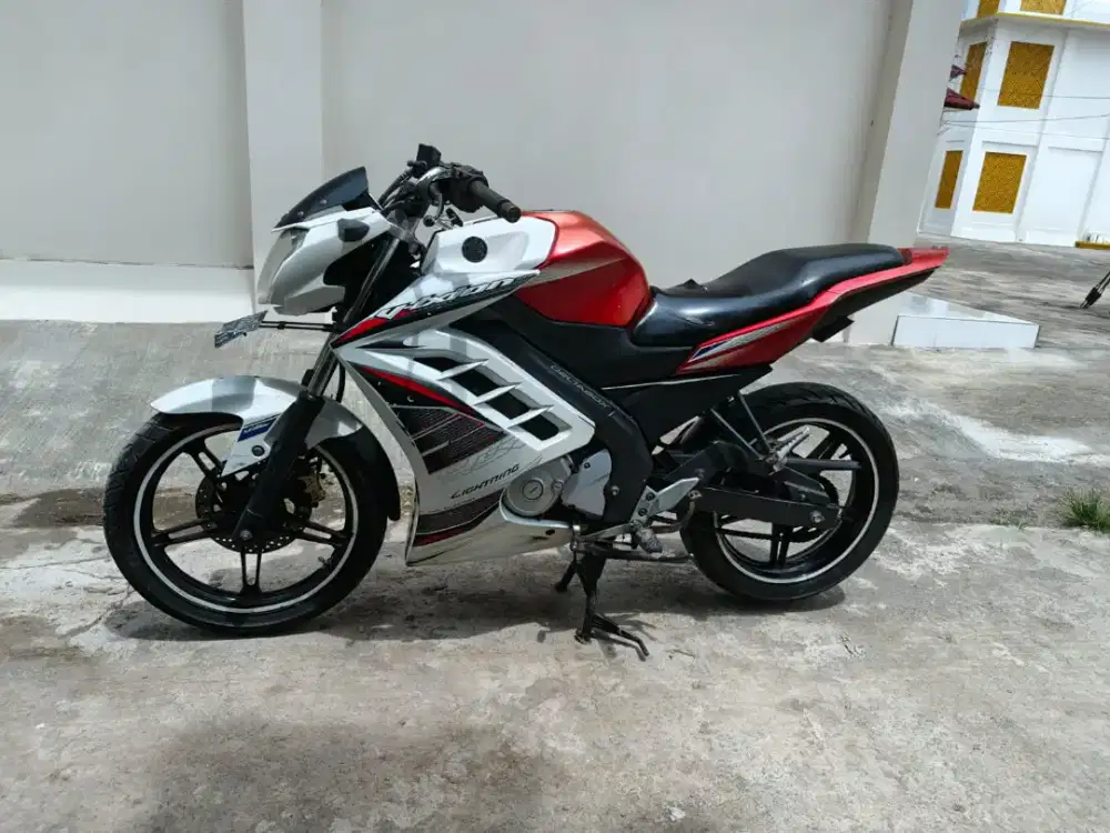 Yamaha Vixion THN 2014 plat AB kota