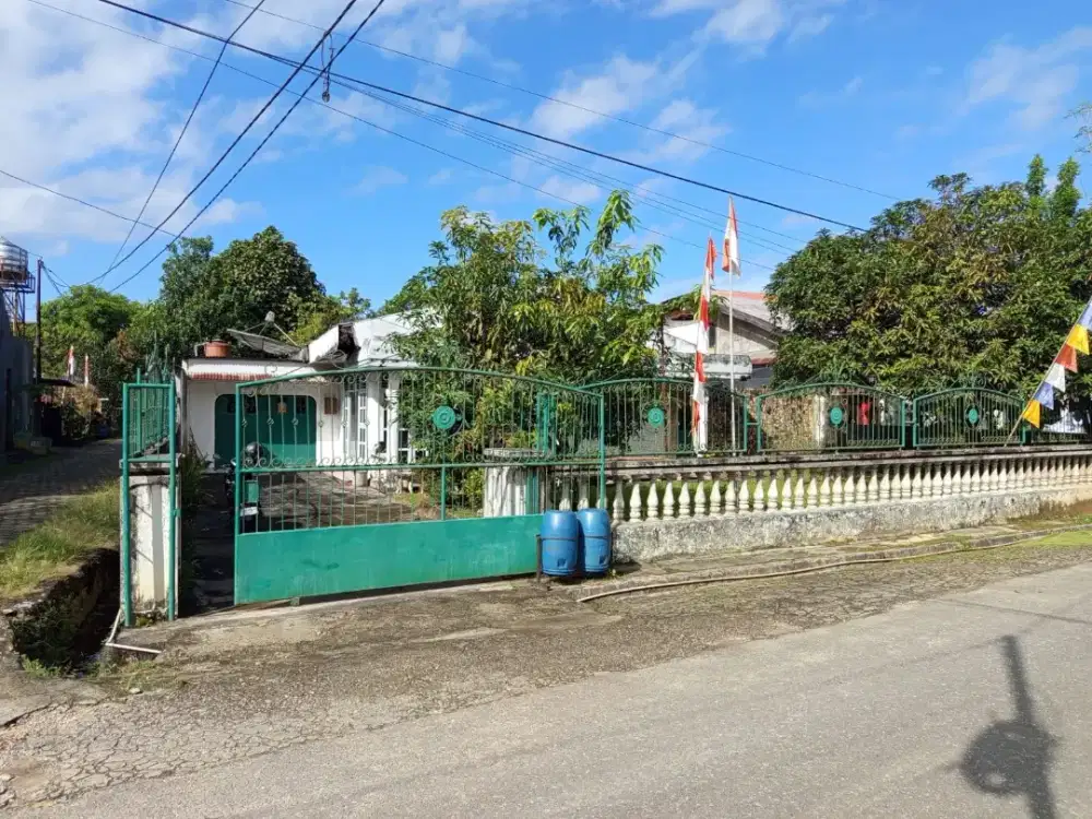 Rumah Besar di Pusat Kota Kendari 1 Lantai t kamar