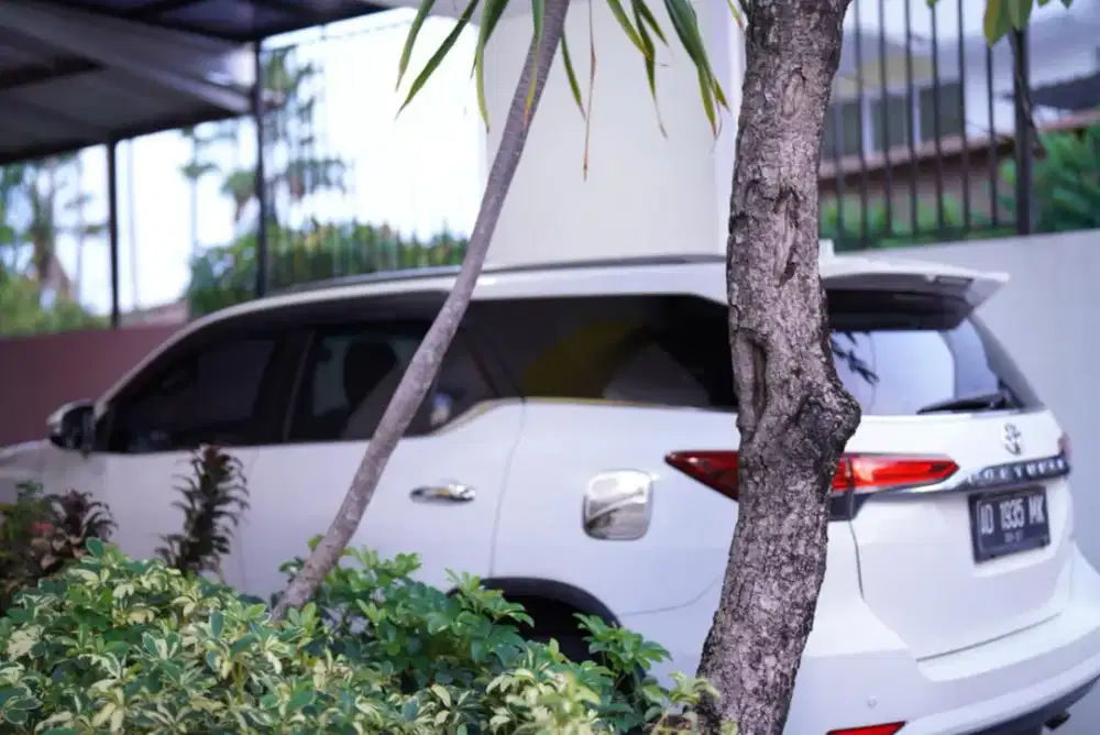 Forturner vrz 2017 putih automatic