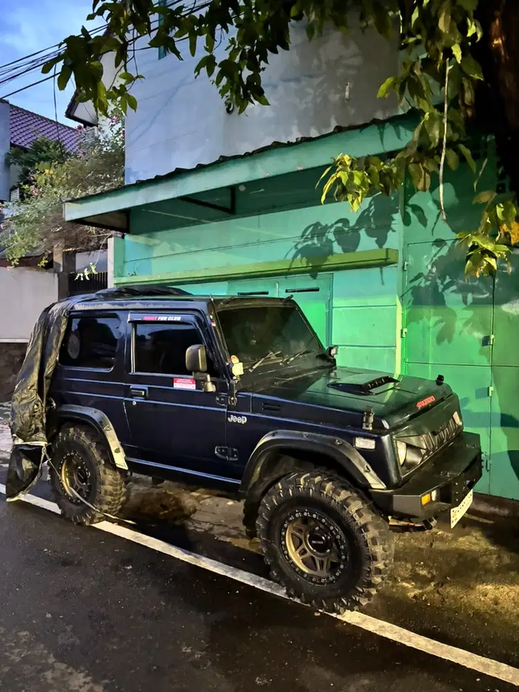Suzuki Jimny 1988 Bensin