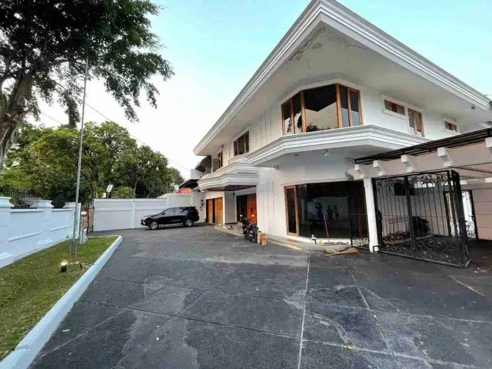 Dijual Rumah Mewah di Kemang timur dalam swimming pool luas 1300 m