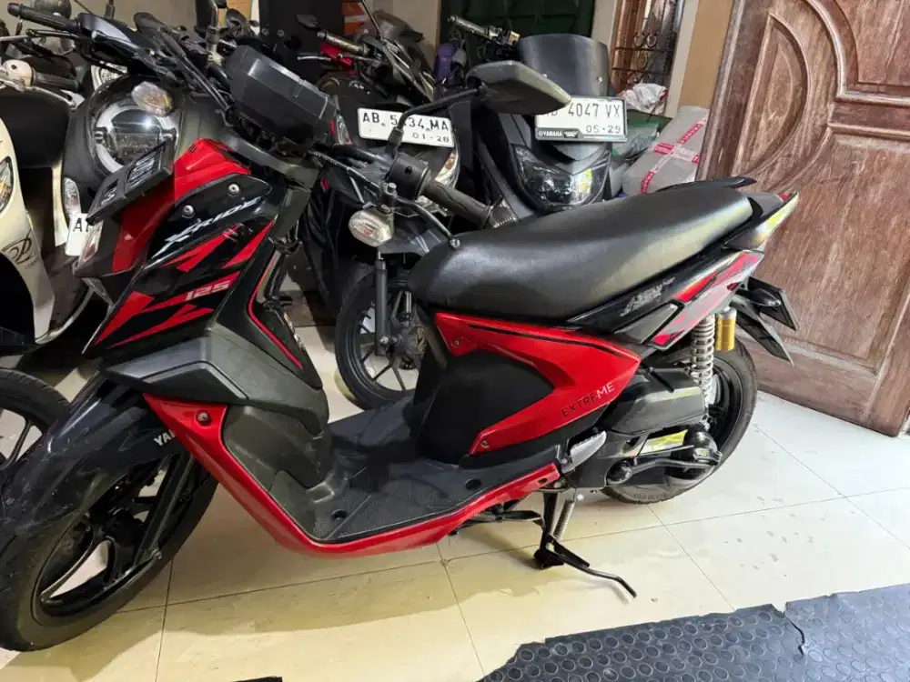 X ride hitam 2019 gbm bisa tunai atau kredit dp800rb Xride