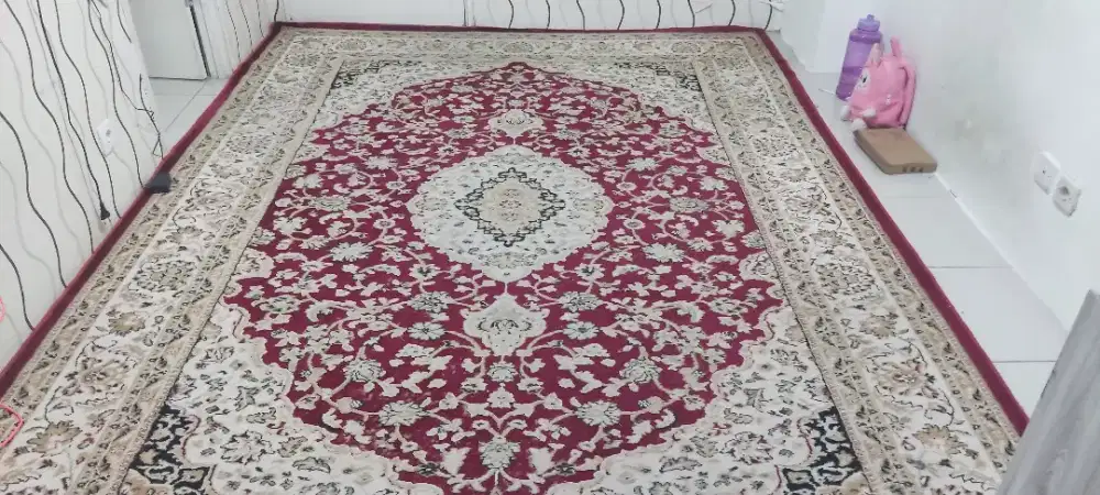 Karpet 240 cm x 330 cm