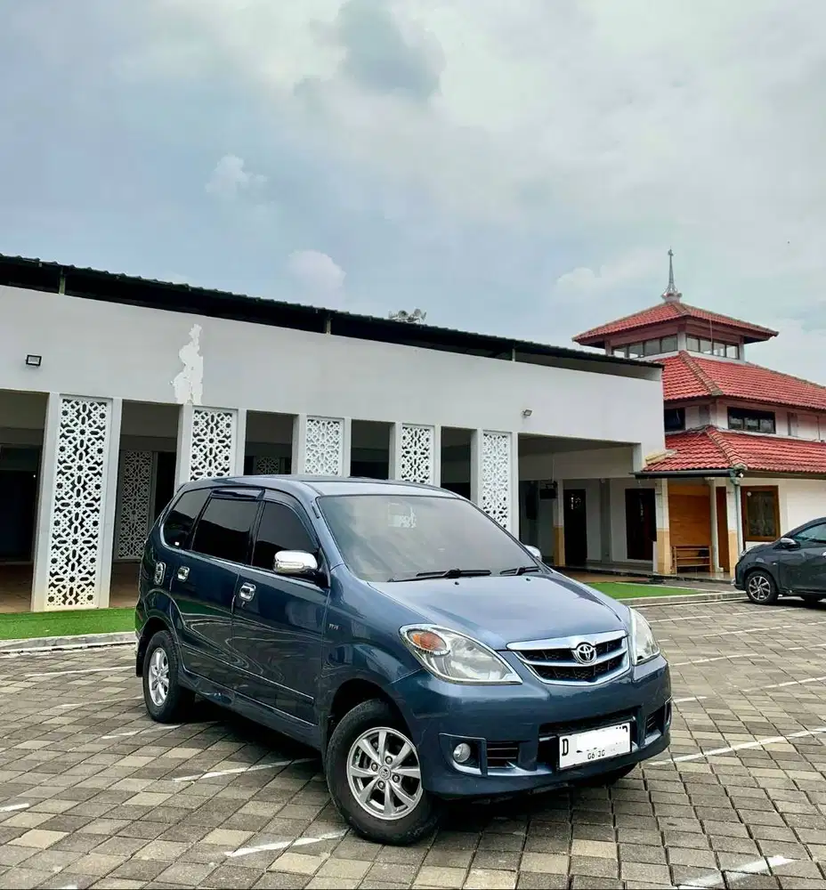 KM130RB- Toyota Avanza G 2010 AT Matic NO PR Dp15 JT 2011