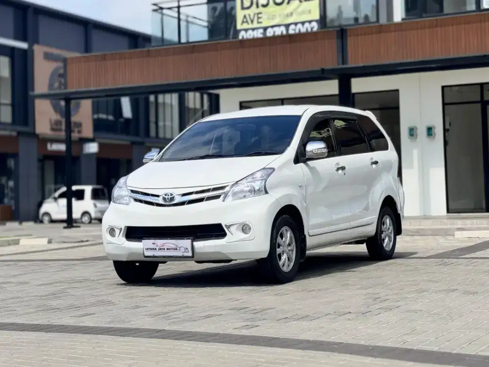 Toyota avanza (2012) #istana jaya motor
