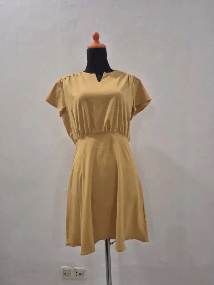 Thrifting / baju second dress mustard