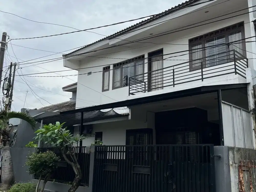 Rumah di Komplek Pamulang permai 1, Ciputat Tangerang Selatan