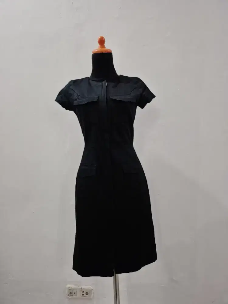 Thrifting / baju second dress kantor