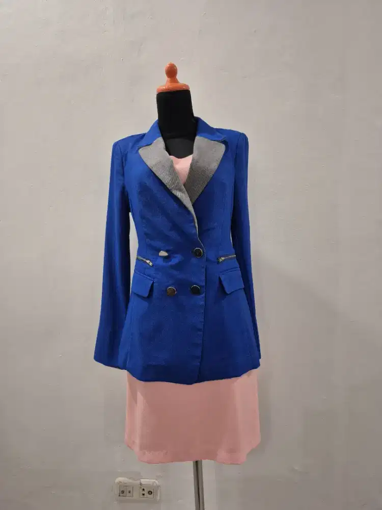 Thrifting / baju second blazer / jas / outer kantor biru
