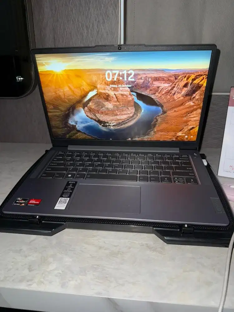 Lenovo IdeaPad Slim 3 14ARB - Type 82XL