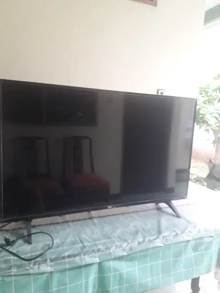 Televisi LED 43 Mrek LG Mati
