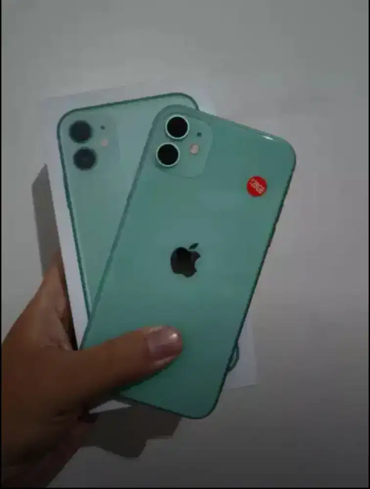 Iphone 11 green